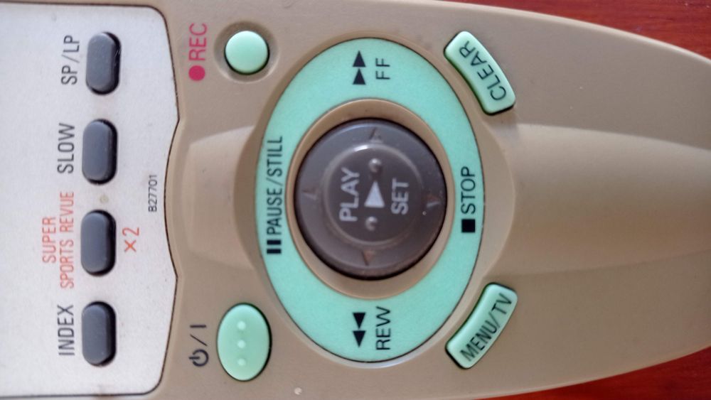 Comando VHS Sanyo B27701