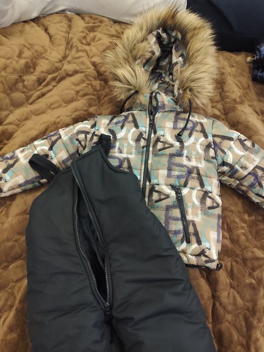 Зимовий комбінезон унісекс 104 р ідеальний стан