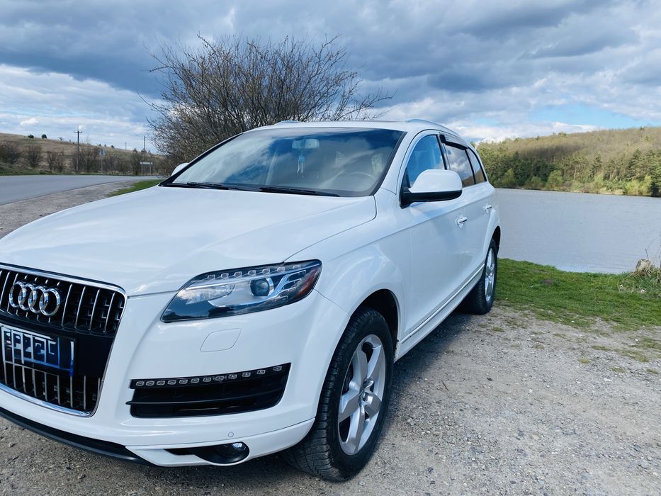 Audi q7 2015 рік