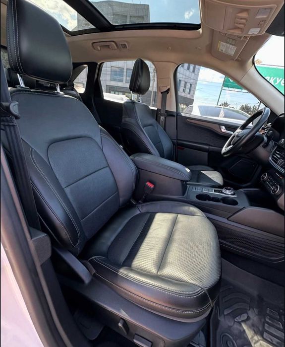 Продам Ford Escape 2020 рік можлива розстрочка,кредит!