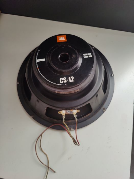Subwoofer jbl...