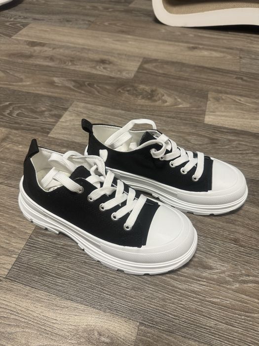 Кеды ,кроссовки 36 размер