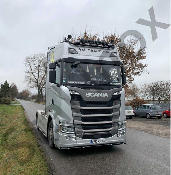 Orurowanie dolne na grill Scania S / R malowane proszkowo