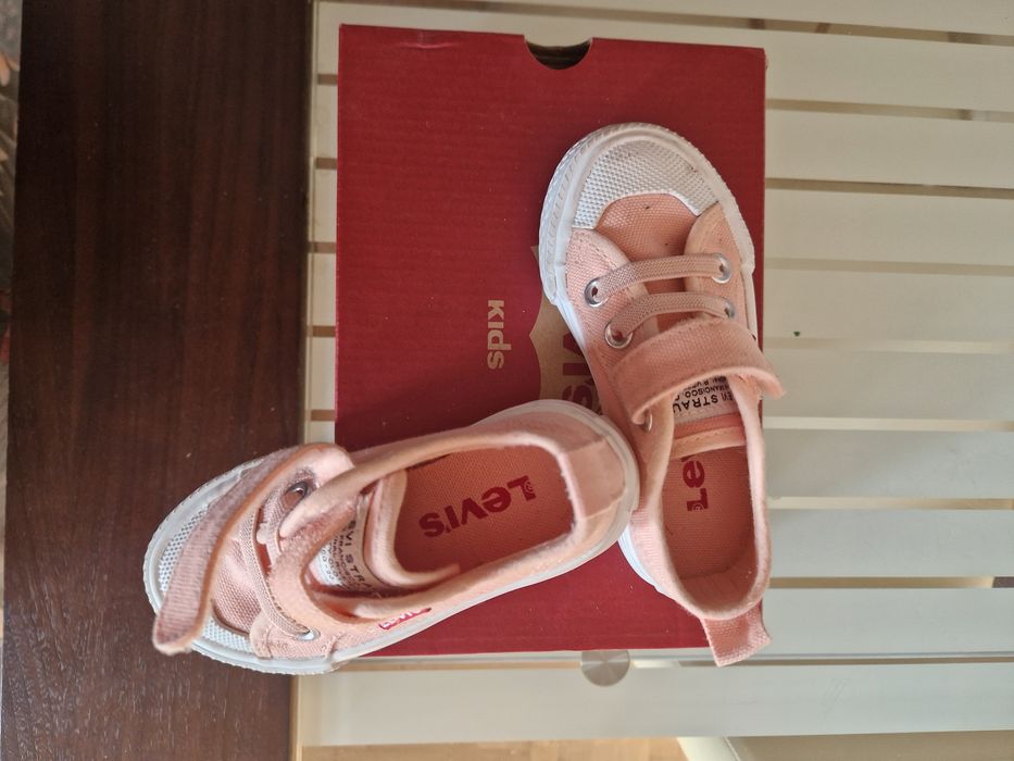 Tenisówki Levis dla dziewczynki rozmiar 23