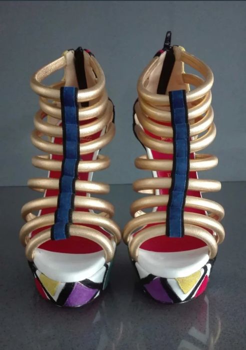 Sandálias EXTRAVAGANTES Christian Louboutin  Edição especial limitada (muito rara)