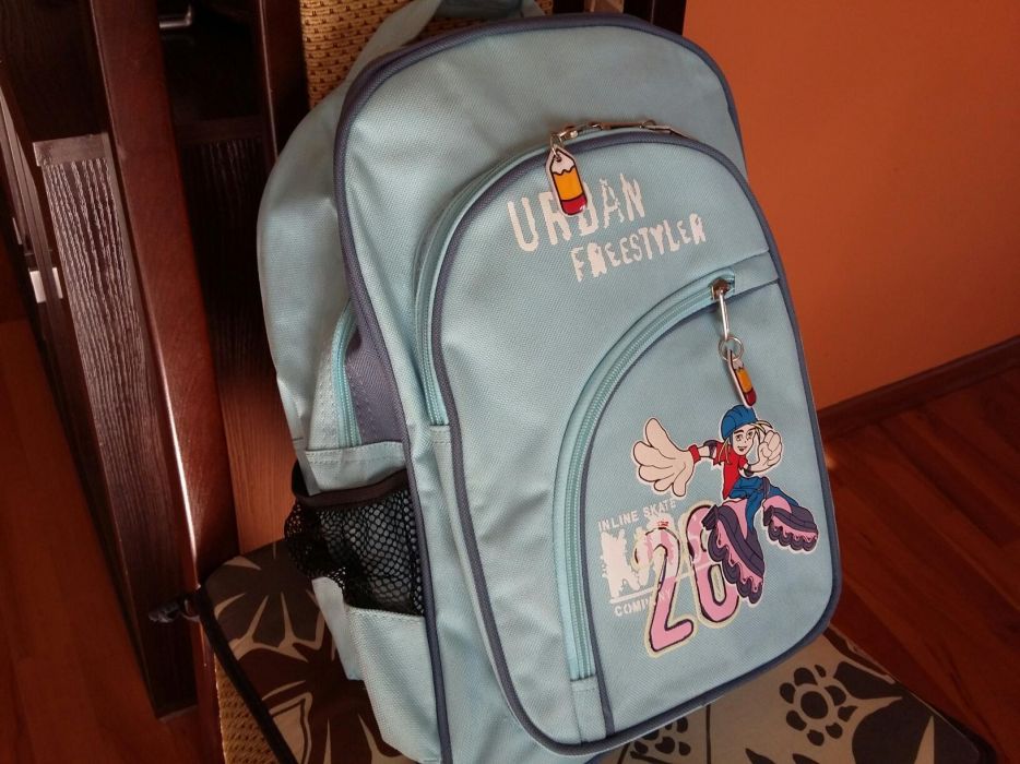 Plecak do przedszkola lub zerówki.