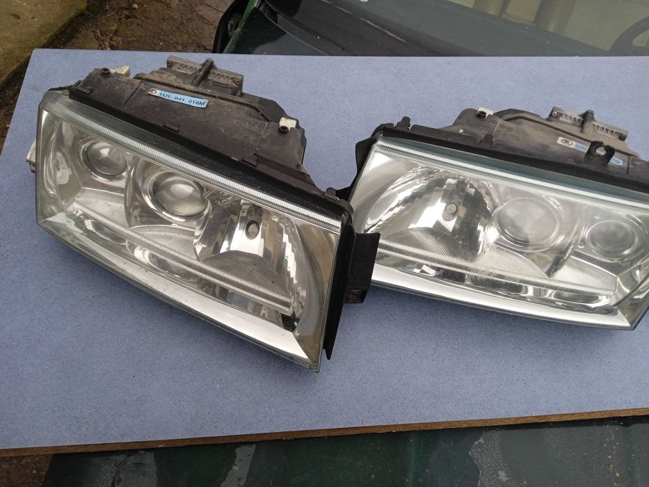 Reflektory, lampy przód ksenon Skoda Octavia 1 Laurin & Klement