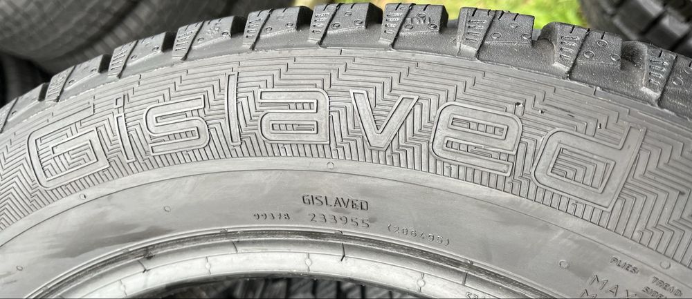Шини Gislawed NordFrost R 17 215 55