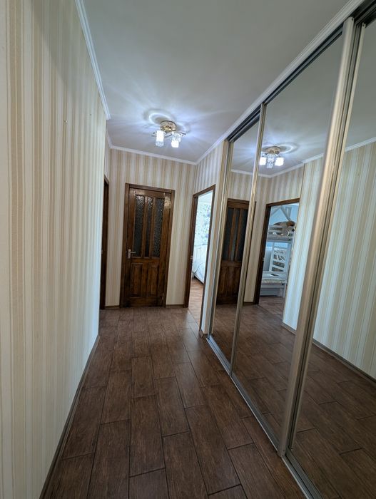 Продам 3 комнатную квартиру.Ремонт.Горизонт.Индустриальная