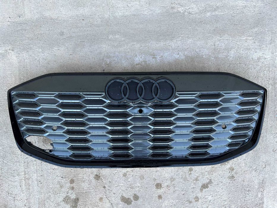 наявність! Audi Q6 E-tron 85H решітка радіатора S-line нова оригінал!