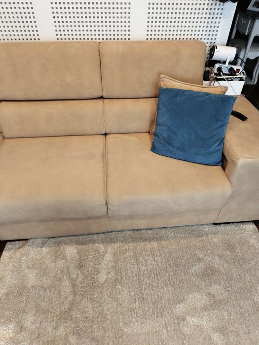 Sofá Chaise Longue 2.60m com arrumação + 2 puffs