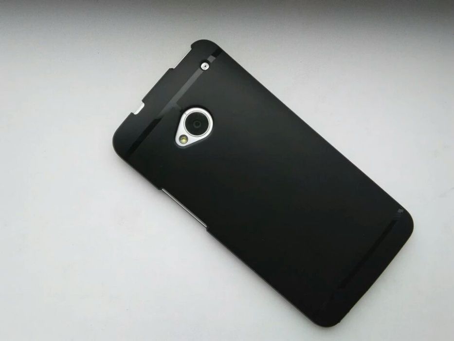Чехол HTC One M7