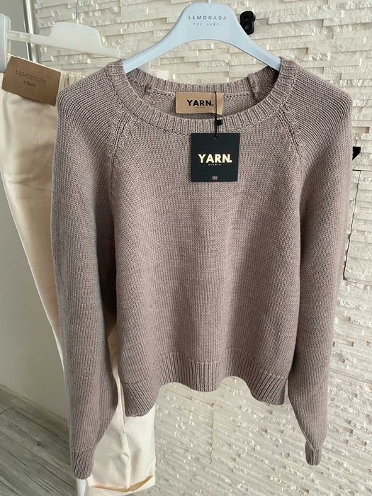 Yarn 100% wełna merynos nowy fango sweterek
