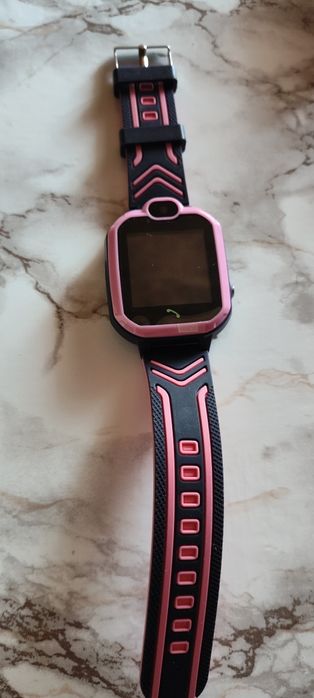 Дитячий годинник є 18 рожевий новий