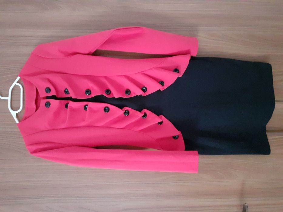 Sukienka S elegancka