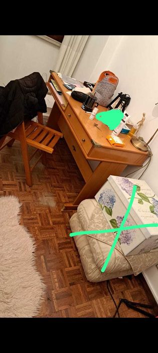 secretaria com cadeira