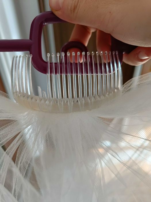 Długi ślubny welon