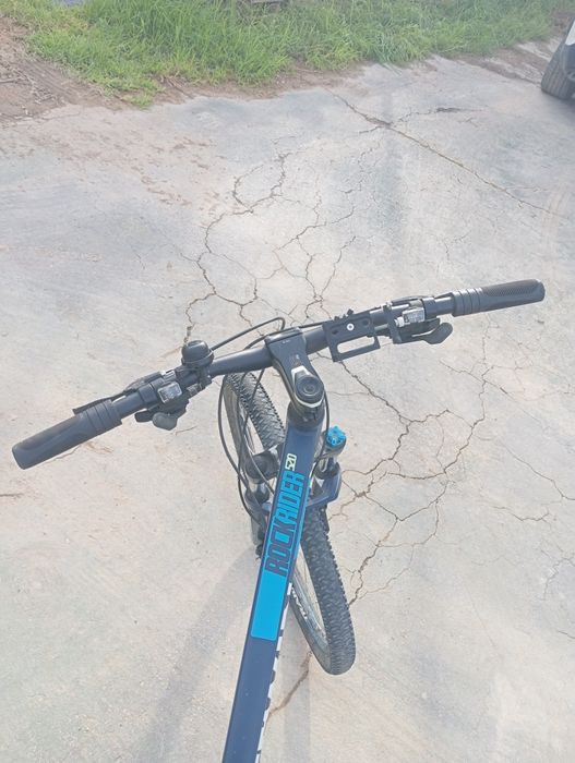 Bicicleta com acessórios