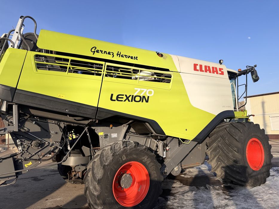 Продам зернозбиральний комбайн Claas Lexion 770