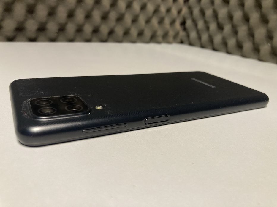 Samsung A12 64 telefon