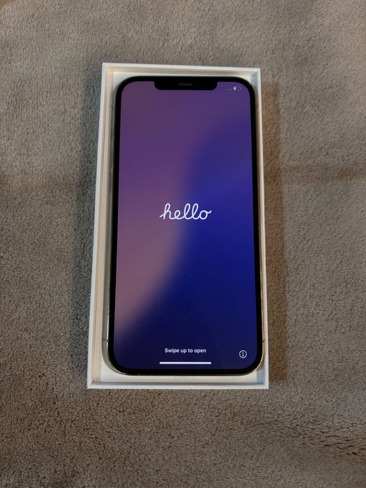 Iphone 12 PRO MAX DOURADO funcional  so te a traseira partida