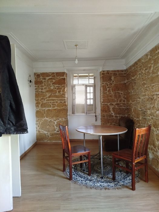 ALUGO CASA T2- Coimbra