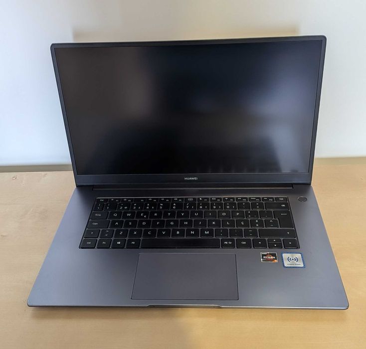 Huawei Matebook D 15 AMD 15.6" Windows 11 pro