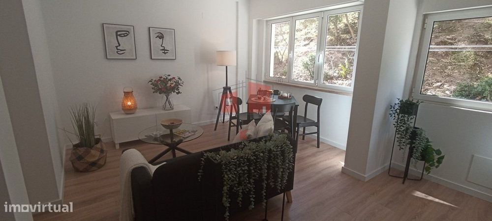 Apartamento T2 em Benfica