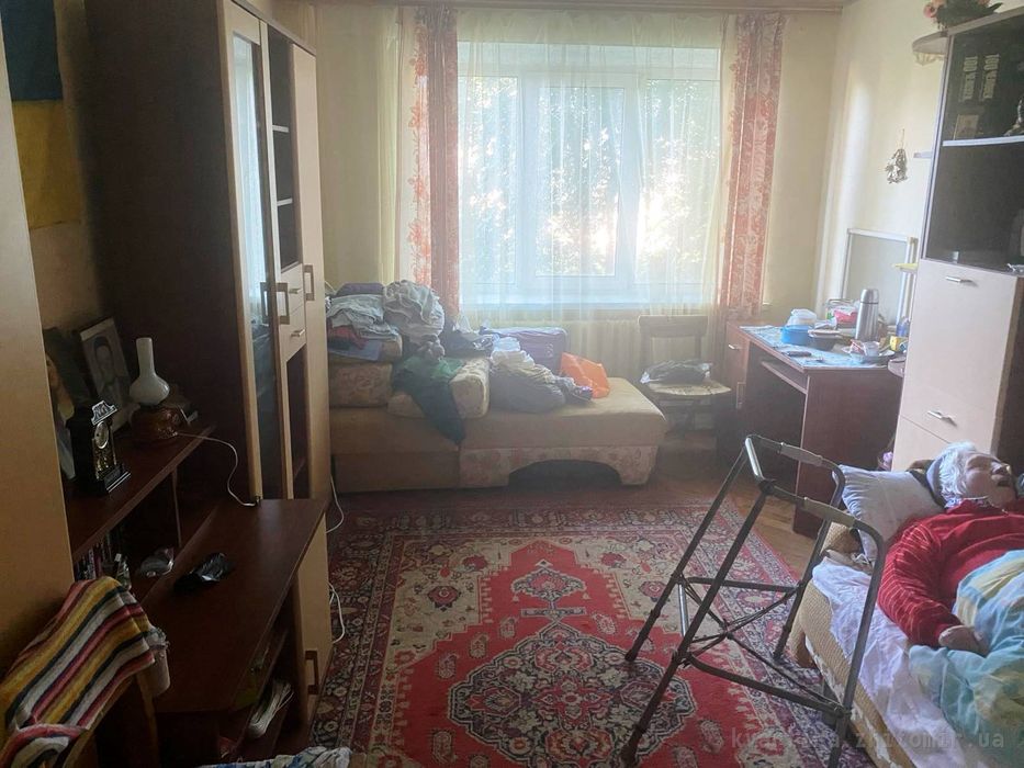 N:14090 - Продаж квартири, 3-кімн., Озерне, 61 м², 1/5-пов., цегла