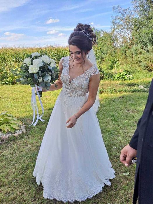 Suknia ślubna diamond white 40/42