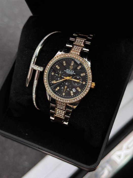 Жіночий годинник