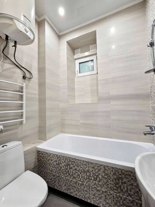 Здається 2-Х кімнатна квартира в ЦЕНТРІ міста на вул.ЖУКОВСЬКОГО