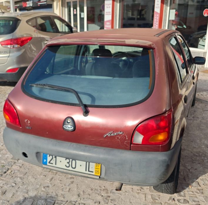 Ford Fiesta 1.25 Zetec (1997) - Venda Rápida