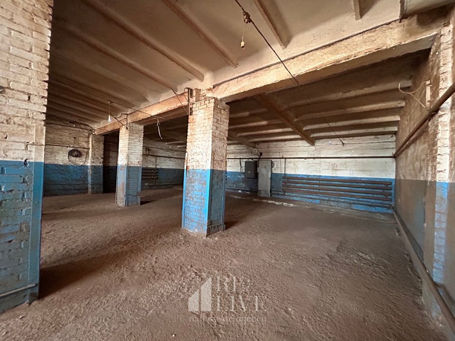 Склад гараж бокс без рампи (р-н вул.Львівська)