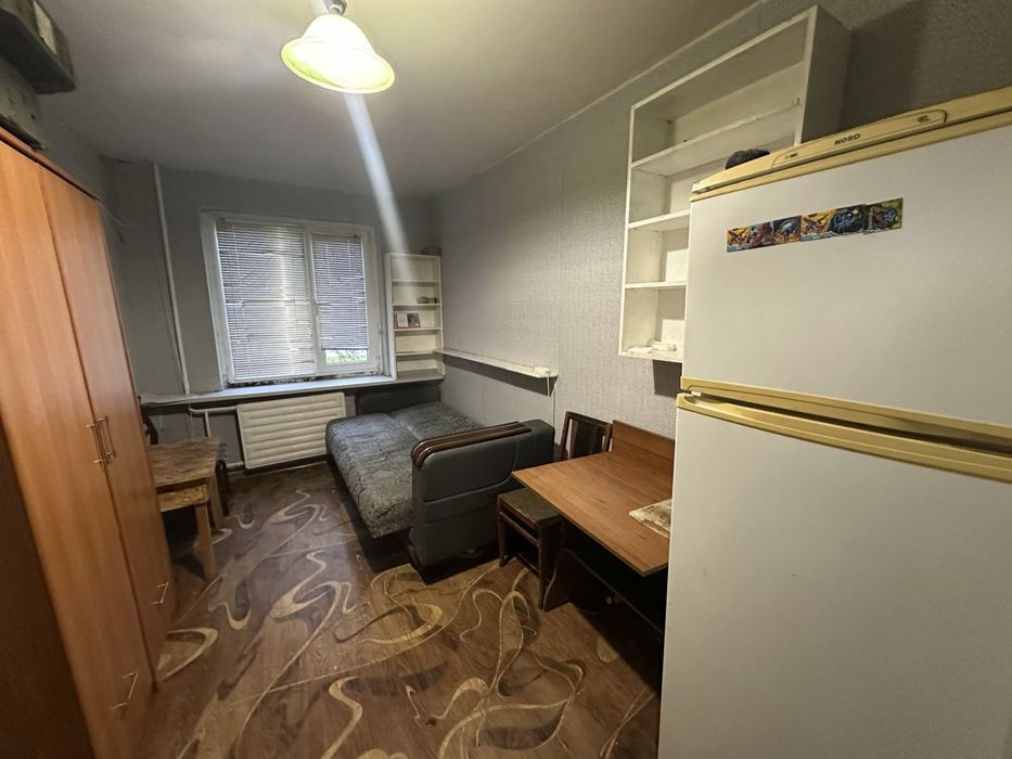 **ЦЕНТР! Оренда Кімнати в 2-кімн. Квартирі без Власниці