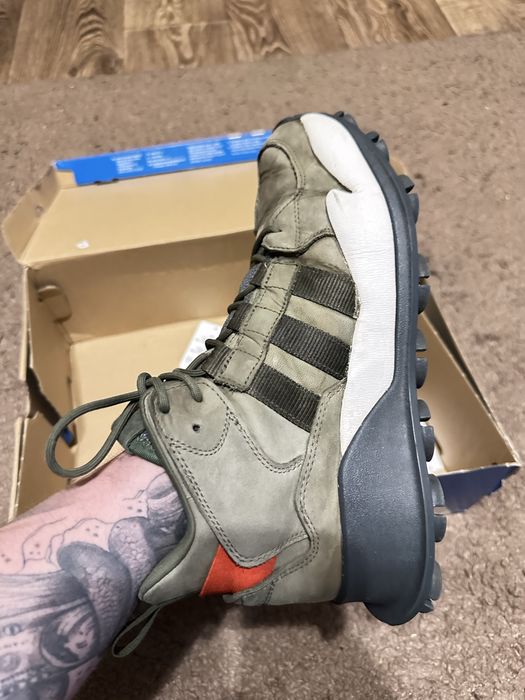 Зимние кроссовки ботинки Adidas