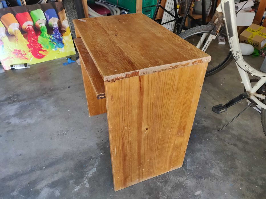 Secretária de madeira