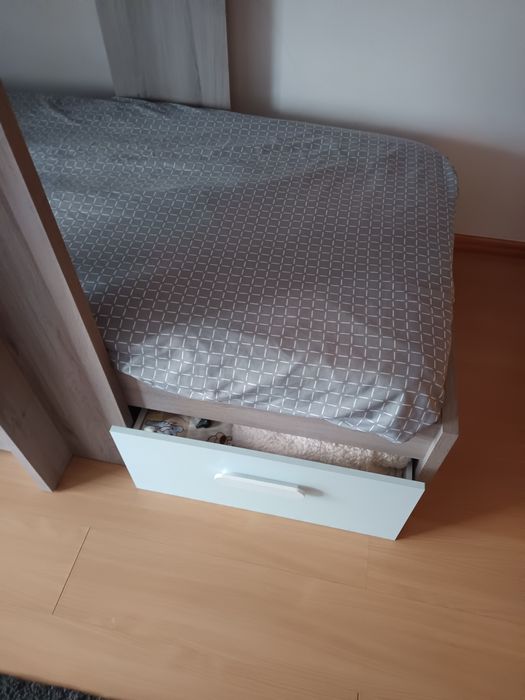 Cama solteiro/Beliche em excelente estado