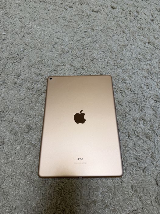 Продам iPad Air 3 256 Gb WIFI Gold