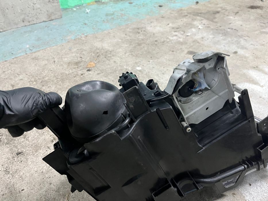 Lampy reflektory przód BMW E46 Xenon mod Plug&Play