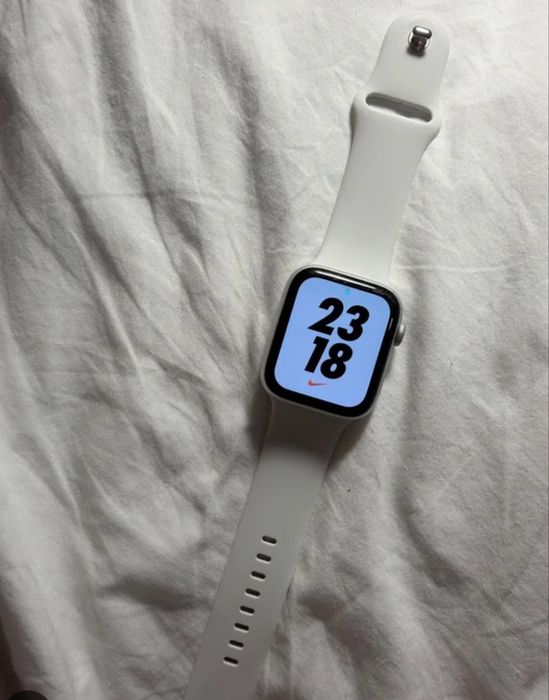 Apple watch SE 2nd 44mm prata