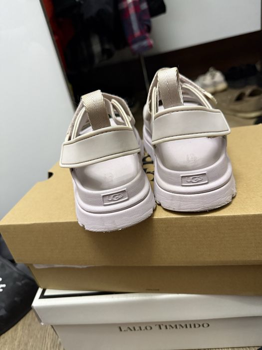 Босоніжки ugg 36 р