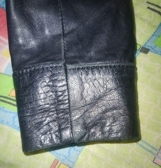 Продаю кожаную куртку