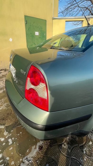 VOLKSWAGEN PASSAT 2002 VIN WVWZZZ3BZ2P342213 фото оголошення 16 з 17