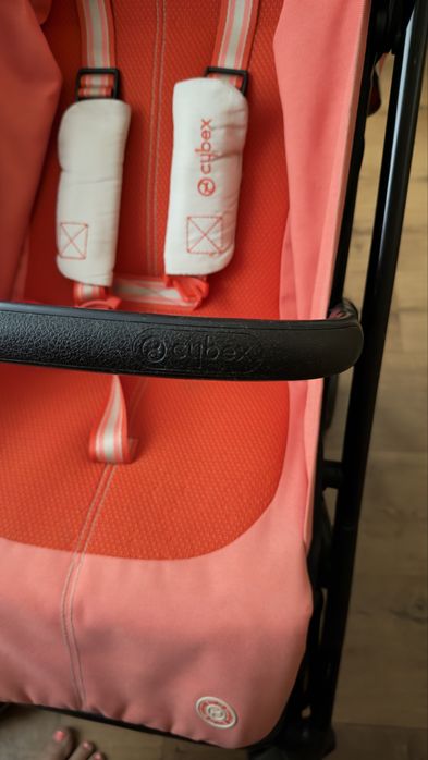 Прогулочна коляска Cybex Beezy