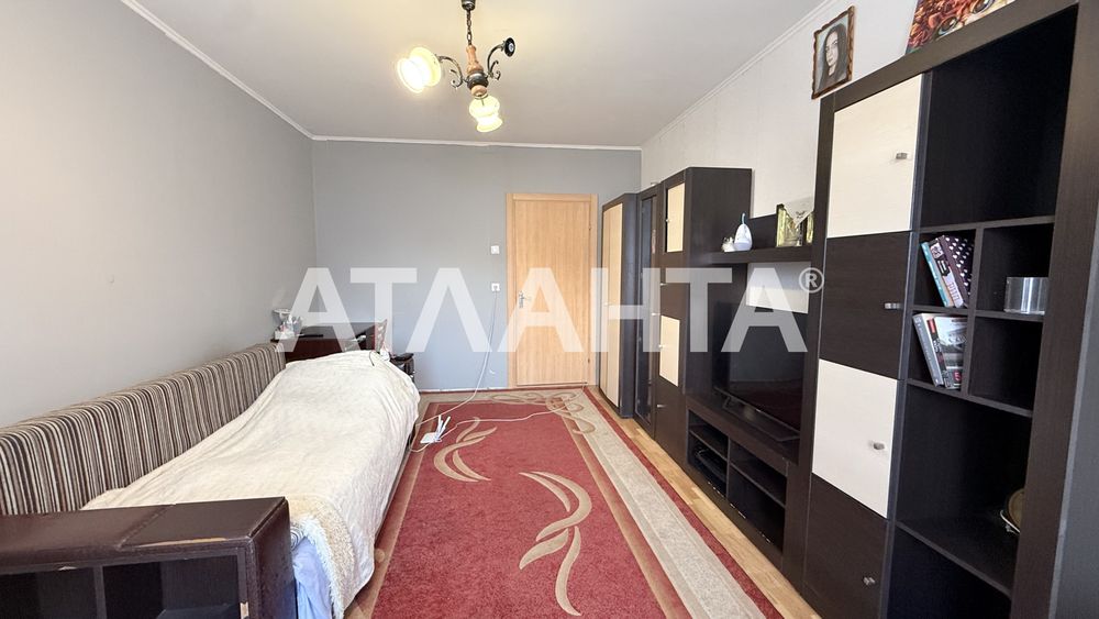 Трикімнатна квартира метро Позняки держ програми