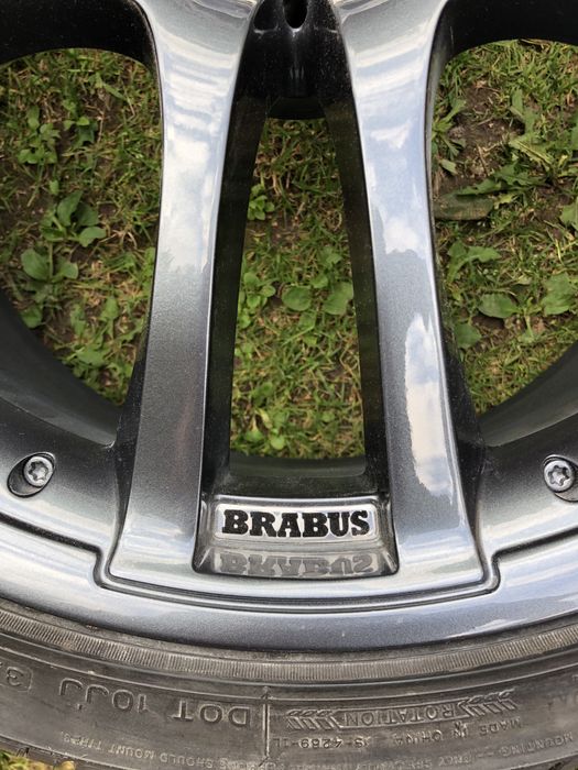 Диски з резиною Brabus r20