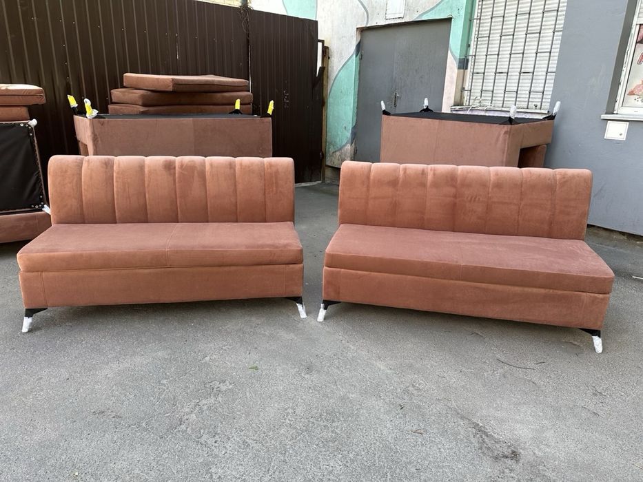 Стільці дивани від виробника в кавярню кафе ресторани під замовленя