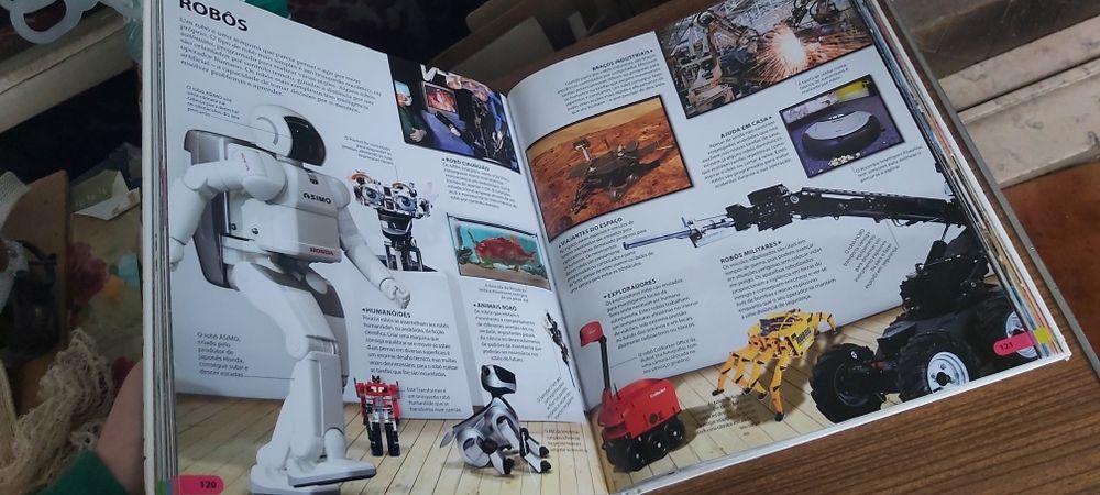 Livro "UAU! Fantástica Enciclopédia Visual" - Civilização (Impecável)