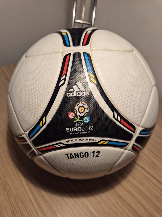 Tango 12 oryginalna piłka nożna Adidas Krzeptów • OLX.pl